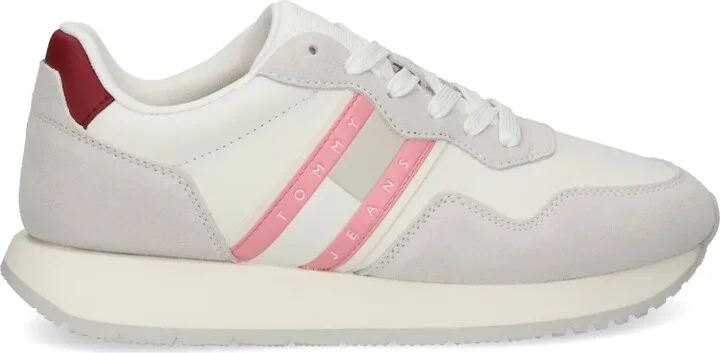 Runner sneakers