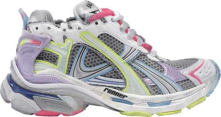 Runner Sneakers