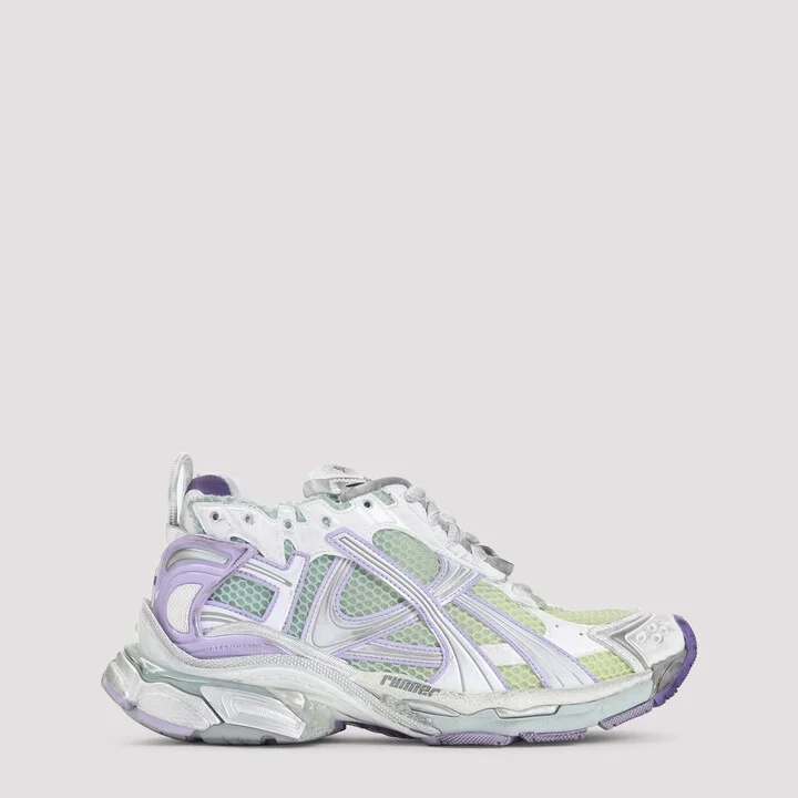 Runner Sneakers