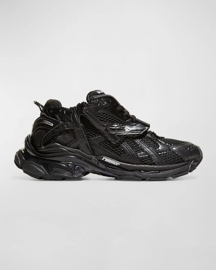 Runner Sneakers