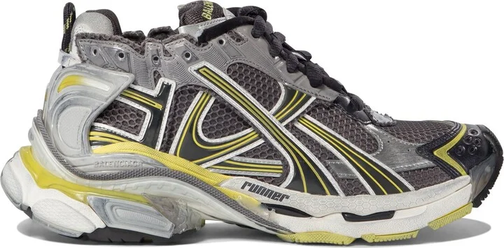 Runner Sneakers & Slip-On