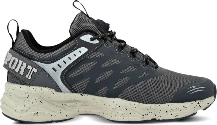 Runner trainers