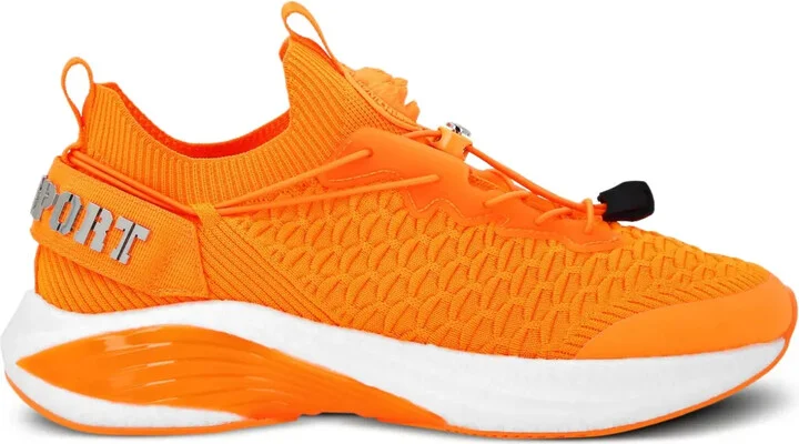 Runner trainers