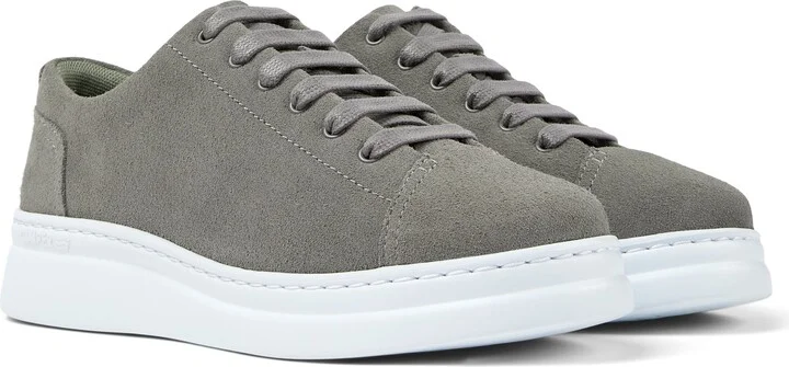 MEDIUM GRAY