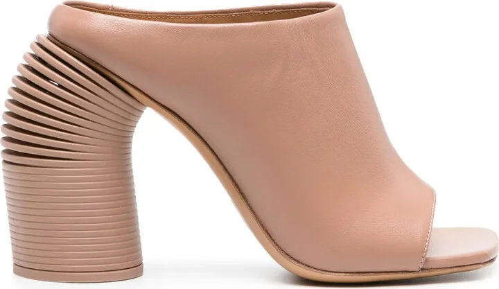 Runway Spring leather sandals