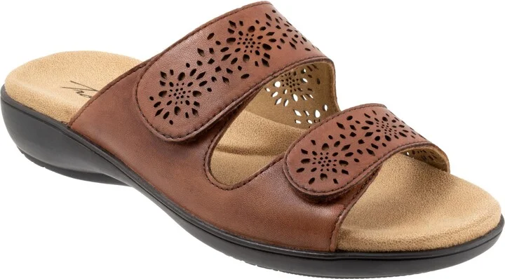 Ruthie Sandal