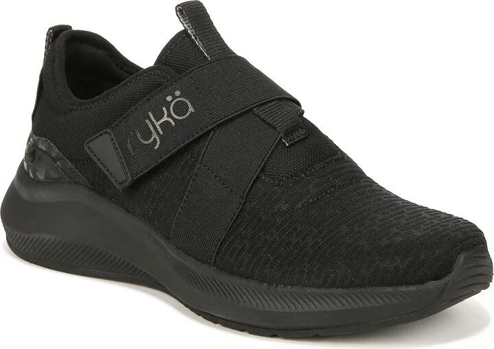 Ryka Womens Fame Slip On Sneaker Black 5 M
