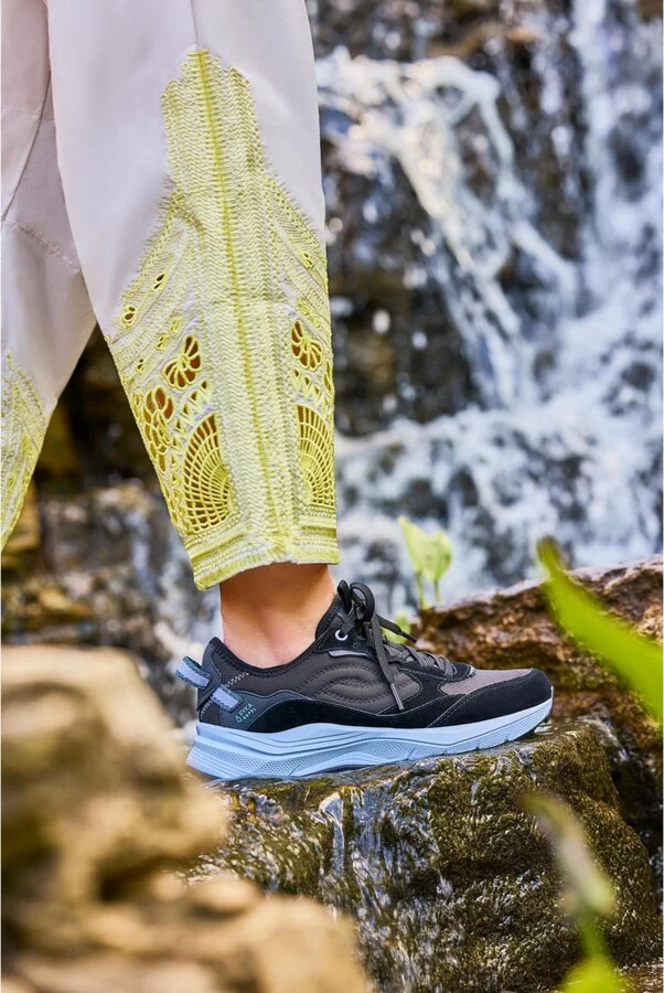 Ryka Women's Upside Tr Water-Repellant Trail Running Sneakers - Black Mesh/Suede/Fabric - Image 3