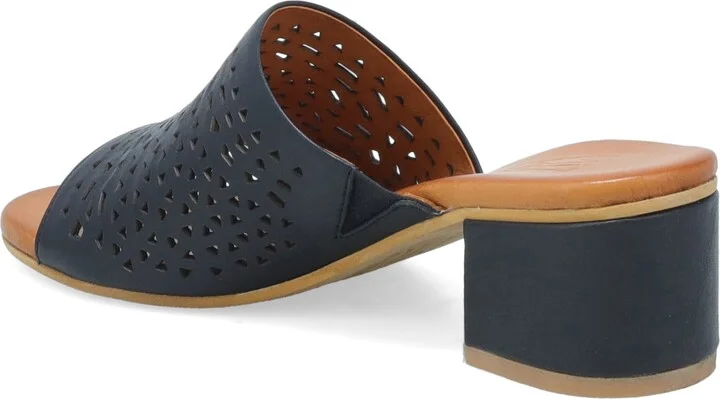 Rylan Slide Sandal - Image 10