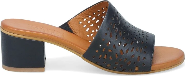 Rylan Slide Sandal - Image 11