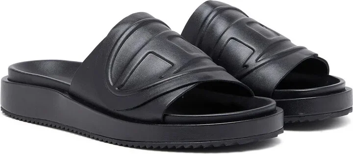 Sa-Slide D Oval W logo-embossed slides