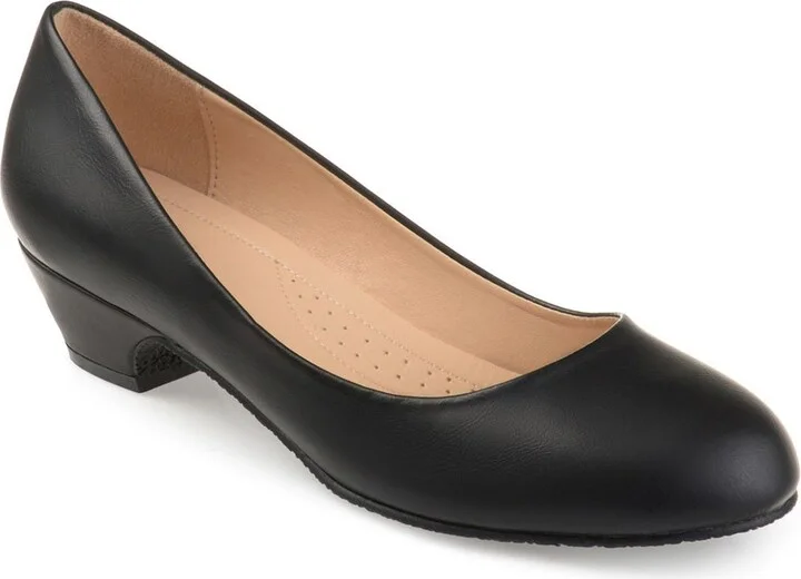 Saar Kitten Heel Pump