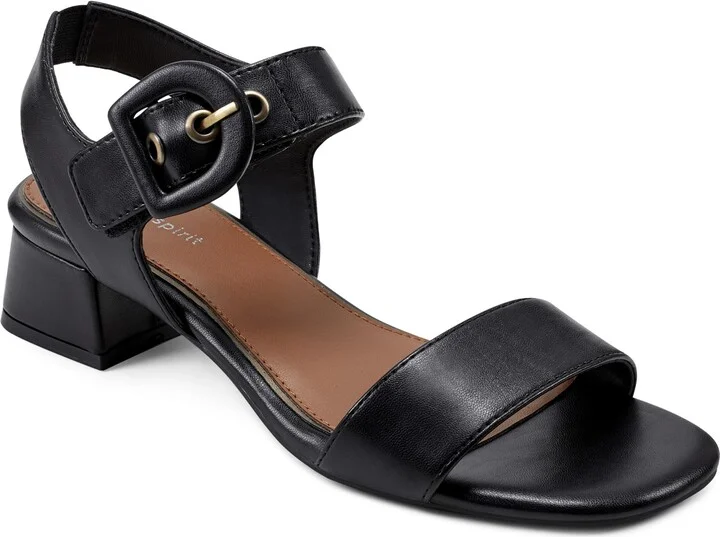 Sabriena Sandal