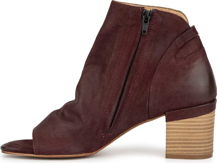 Sabrina Leather Block Heel Bootie - Image 3