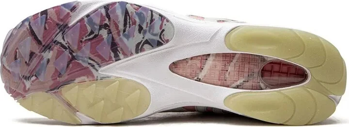 Sacouny Grid Azura 2000 "End Clothing" sneakers - Image 4