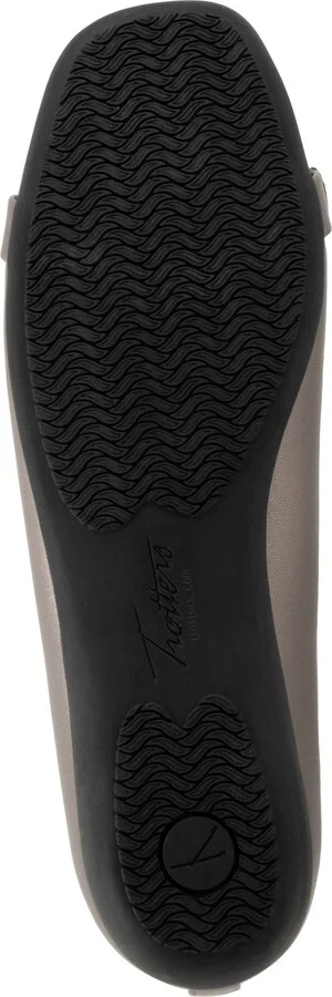 Sadie Flat - Image 6