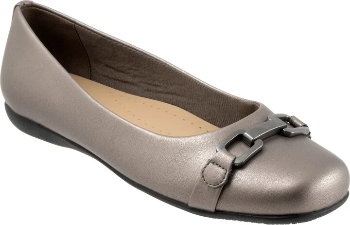 Sadie Flat