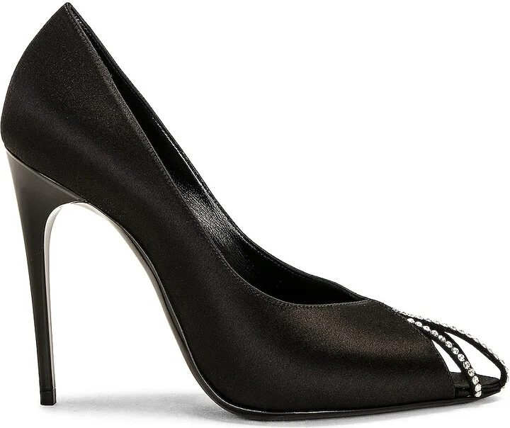Saint Laurent Alix Pump in Black