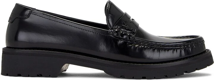 Saint Laurent Loafer in Black