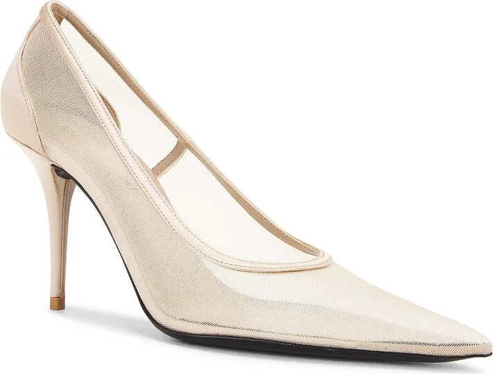 Saint Laurent Newton Pump in Nude - Image 2