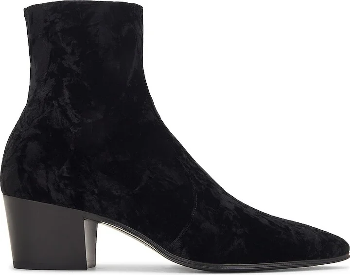 Saint Laurent Vassili 60 Zipped Boot in Black