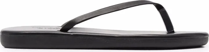 Saionara leather flip flops