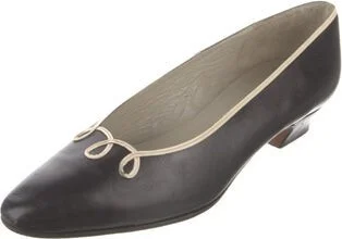 Saks Fifth Avenue - Image 2