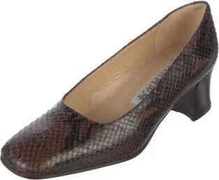 Saks Fifth Avenue - Image 2