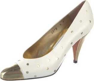 Saks Fifth Avenue - Image 2