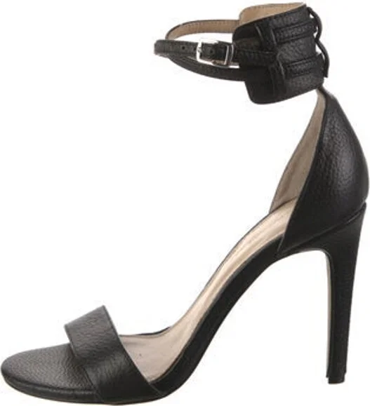 Saks Fifth Avenue