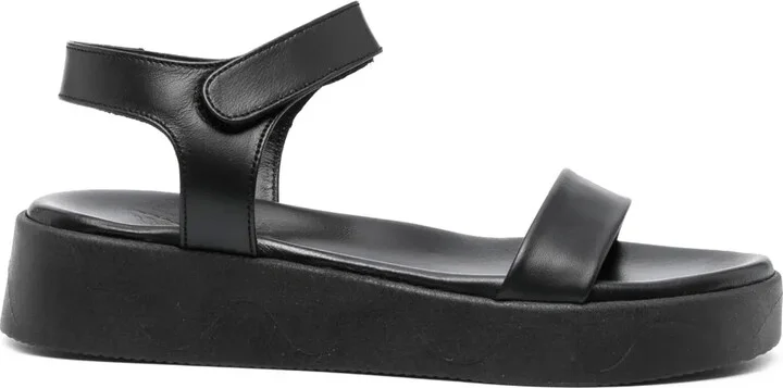 Salamina leather sandals