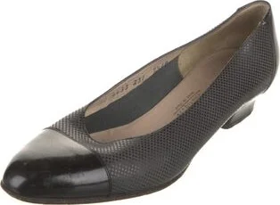 Salvatore Ferragamo - Image 2