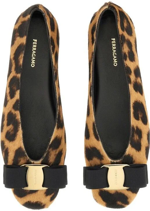 Salvatore Ferragamo "Vara" Ballerina With Bow - Image 5