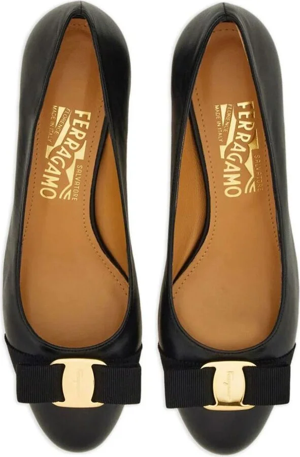 Salvatore Ferragamo Vara Soft Décolleté Shoes - Image 4