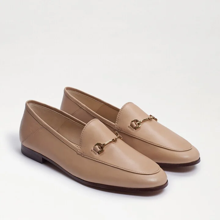 Tan