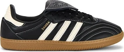 Core Black  Cream White & Gum 4