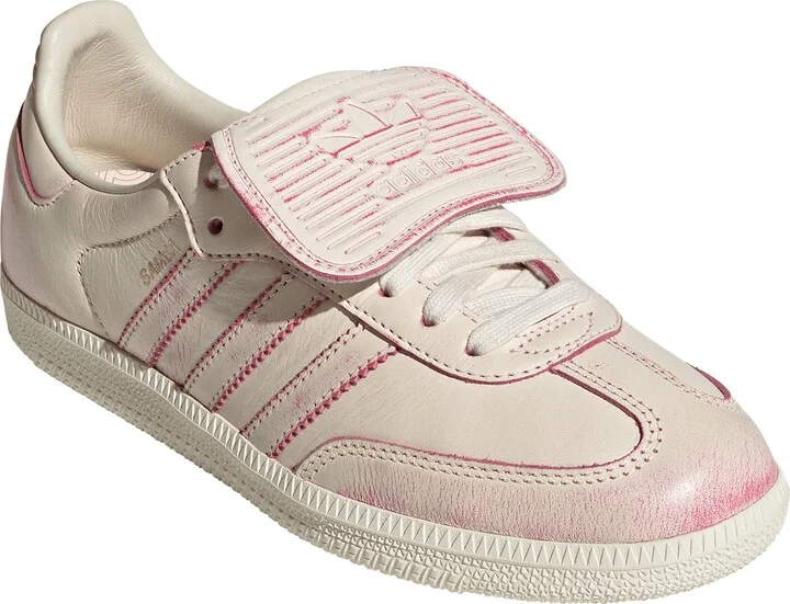 Cream White/ Shock Pink