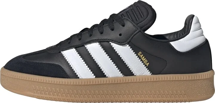 Samba Trainers Black