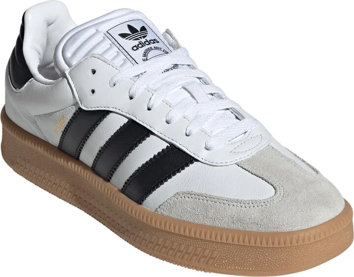 White/ Black/ Gum