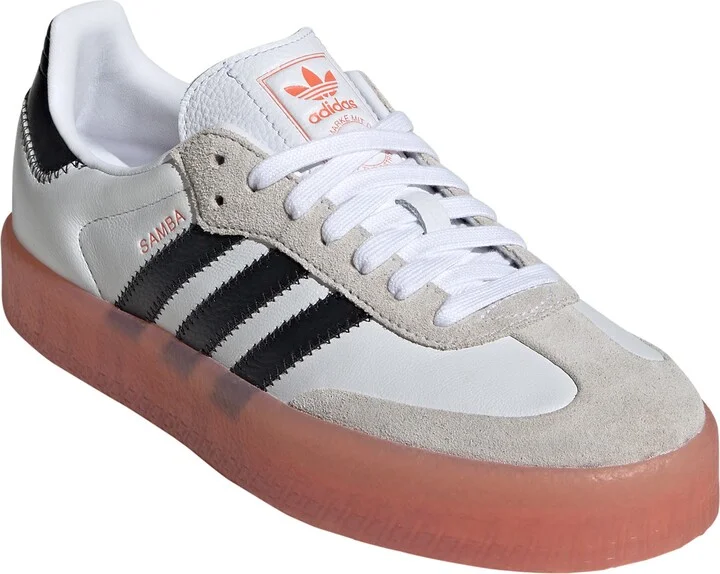 Sambae Sneaker