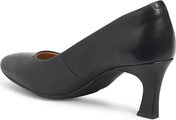 Samy Pointed Toe Pump - Image 2