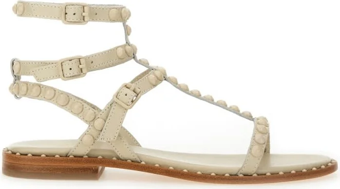 Sandal play Bis