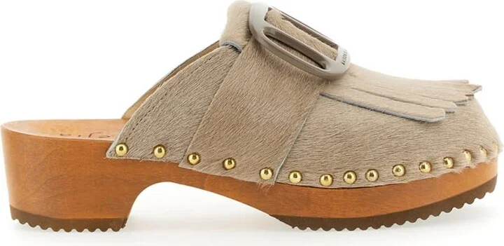 Sandal Seberg