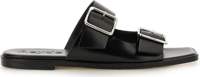 Sandal tonya
