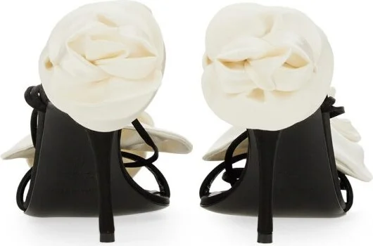 Sandal With Two Flowers - Image 3