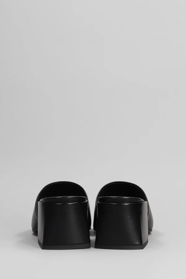 Sandals In Black Leather - Image 4