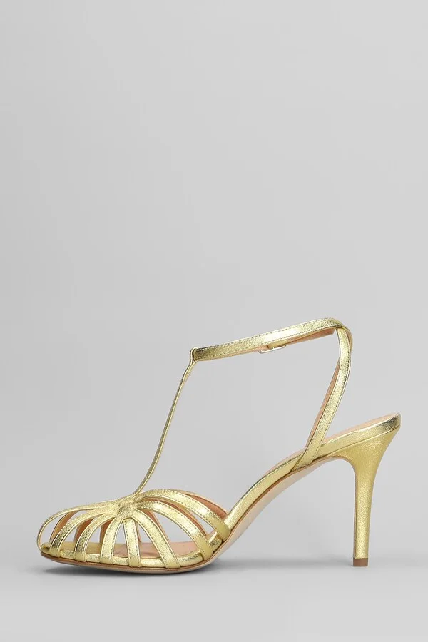 Sandals In Gold Leather - Image 3
