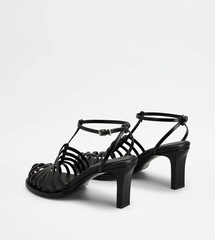Sandals in Leather - Image 3