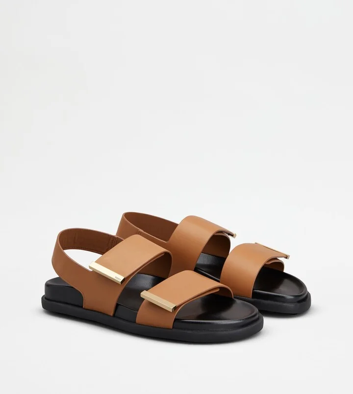 Sandals in Leather - Image 2