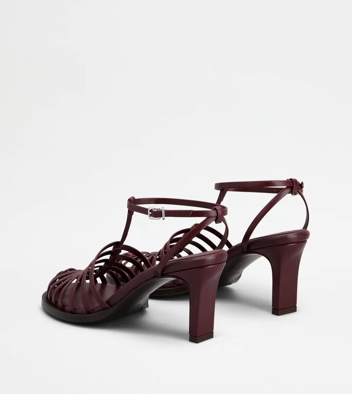 Sandals in Leather - Image 3